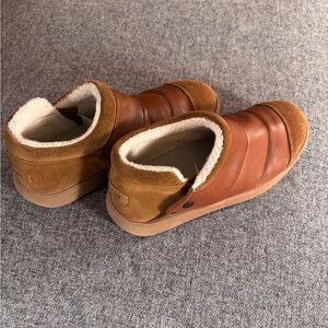 Women’s Brown Suede Slip-On Shoes sz7